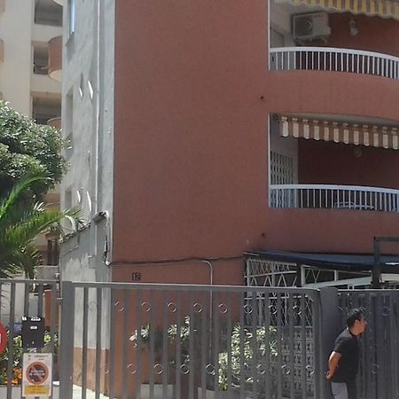 Apartamento En Салоу Екстериор снимка
