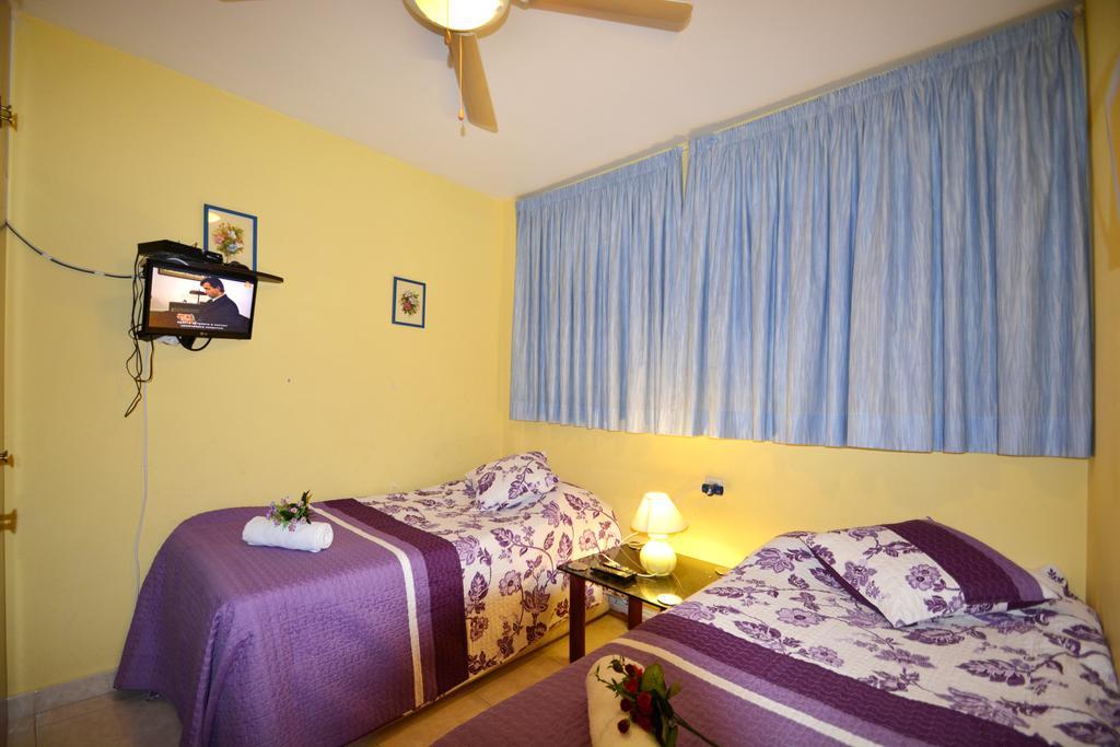 Apartamento En Салоу Екстериор снимка